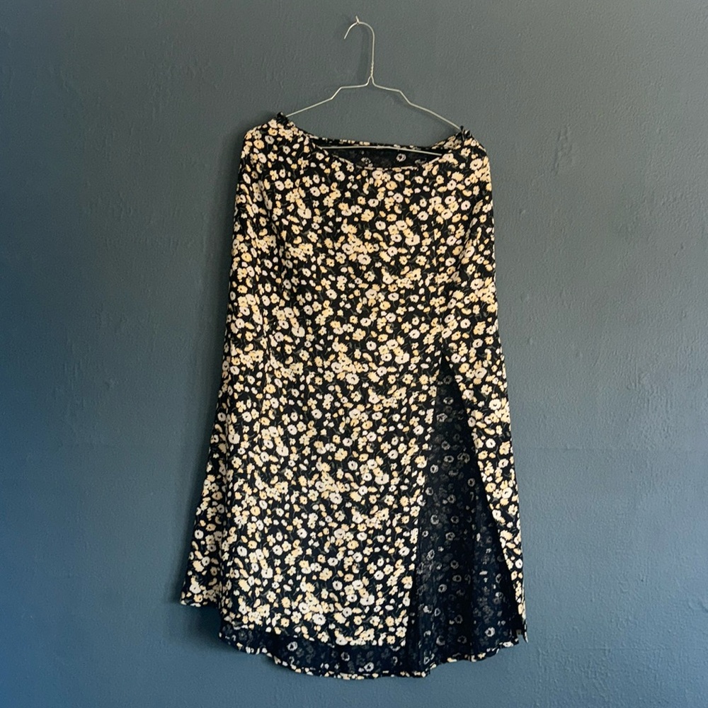 Abercrombie & Fitch Black Floral Maxi Skirt